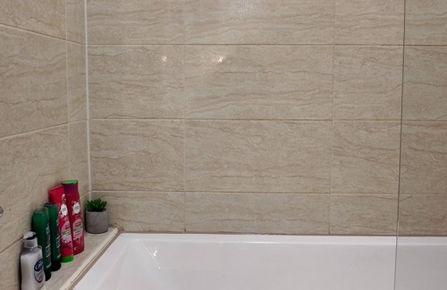Somers Town Apartment | 2-bedroom apartment in superb London with AC HW1A