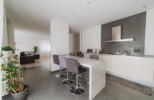 Palazzolo Apartment | 2 Bedroom Apartment in Sona