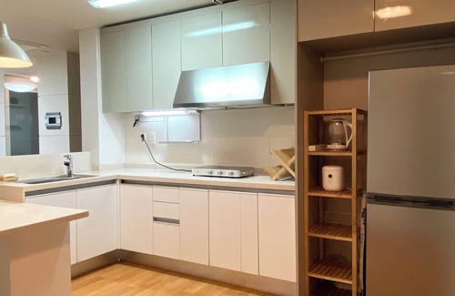 Bundang-gu Apartment | 2 bedroom apartment in West Pangyo. Great for long stays