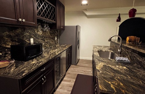 Loganville Apartment | 2-bedroom apartment Loganville with AC, fitness room, bar area
