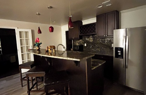 Loganville Apartment | 2-bedroom apartment Loganville with AC, fitness room, bar area