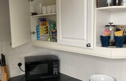 Largs Apartment | 2 Bedroom Apartment, With Free Parking