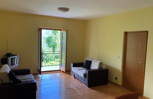 Prcanj Apartment | 2 Bedroom Apartment with Beautiful Views
