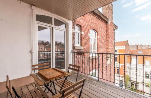 La Madeleine Apartment | 2 bedroom apartment with terrace, near Lille