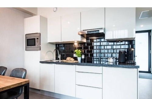 Amsterdam East Apartment | 2-Bedroom Apt in the Eastern Docklands District