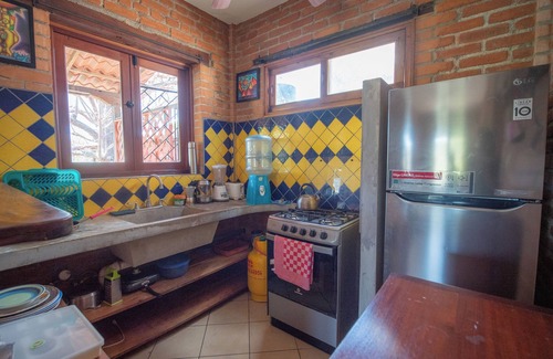 San Juan del Sur Apartment | 2 bedroom apt with roof terrace and huge wooden deck - 5 min from San Juan Bay.