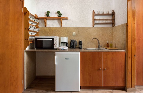 Kolymbia House | 2 Bedroom apt with private terrace