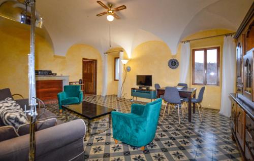 Chiatra Apartment | 2 Bedroom Awesome Apartment In Chiatra