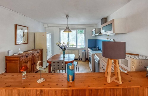 Saint-Nazaire House | 2 bedroom awesome home in Saint-Nazaire