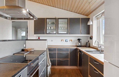 Give House | 2 bedroom awesome home in Give