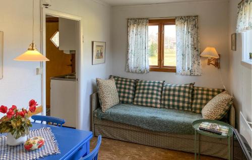 Hagaby House | 2 Bedroom Awesome Home In Löttörp