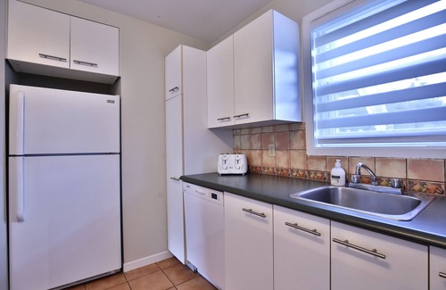 Magog Condo | 2-bedroom azure club condo near the lake