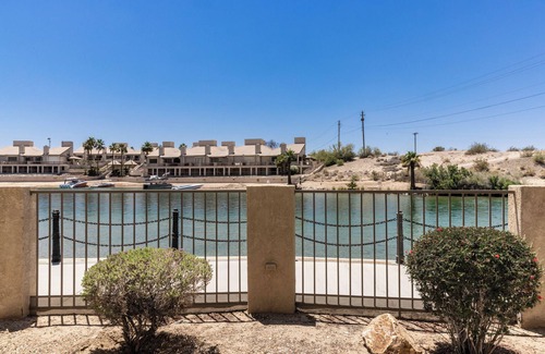 Lake Havasu City Condo | 2-bedroom beach front condo in Kings View Resort in tranquil Lake Havasu City