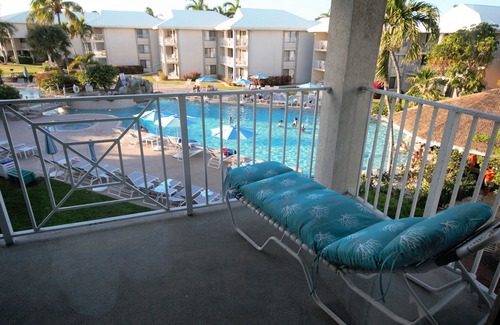 Seven Mile Beach Condo | 2 bedroom beach and pool views! SMB