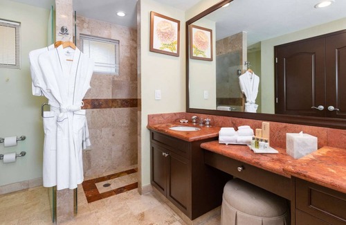 Bucerias Hotel | 2 Bedroom Beach Front Hotel Room PV