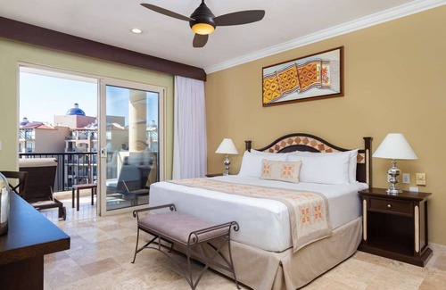 Bucerias Hotel | 2 Bedroom Beach Front Hotel Room PV