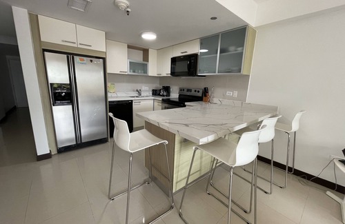 Oranjestad-West Condo | 2 Bedroom Beachfront With private Sundeck & Jacuzzi