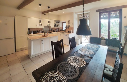 Herepian House | 2 bedroom beautiful home in Hérépian