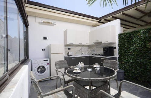 Kontos House | 2-bedroom bungalow in beautiful AEGINA with WiFi, AC. Enjoy your stay