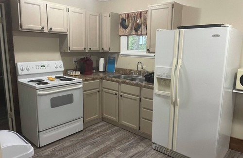 Table Rock Cabin | 2 Bedroom Cabin-Next to Silver Dollar City