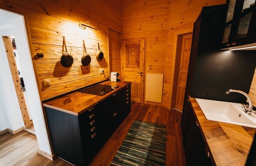 Koppl Ski Chalet | 2 Bedroom Chalet in Koppl