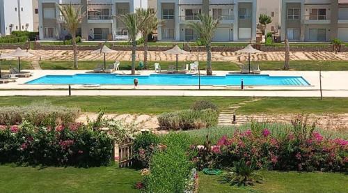 Al-Janayin Apartment | 2 Bedroom Chalet with Roof in Paradise Ras Sedr