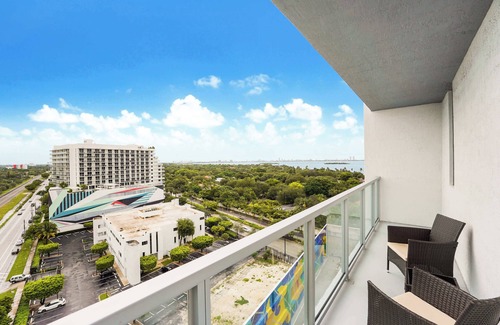 Northeast Miami Condo | 2 Bedroom -City View- Miami Design District - 1007