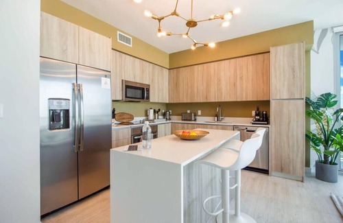 Northeast Miami Condo | 2 Bedroom -City View- Miami Design District - 1002