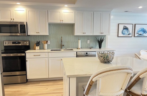 Hilton Head Island Villa | 2 Bedroom Condo - Newly Renovated! 1st floor beachside- No stairs No elevators!