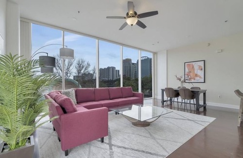 Downtown Orlando Condo | 2 Bedroom Condo 223981 by Houzlet