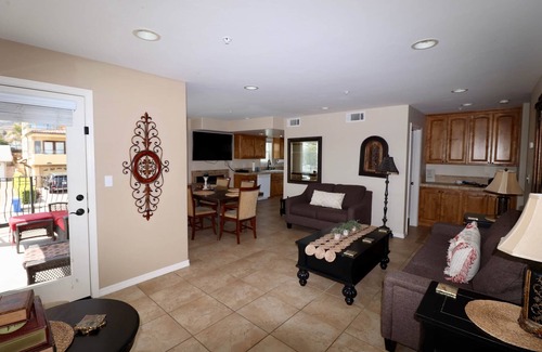 Downtown House | 2 Bedroom Condo In Downtown Pismo Beach. Sleeps 4