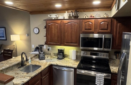 Sedona Condo | 2 Bedroom Condo On The Banks Of Oak Creek