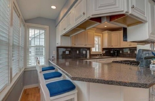 Wells Beach House | 2 Bedroom Condo steps to beautiful Wells Beach!