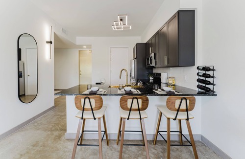 Fort Lauderdale Apartment | 2 Bedroom Condo in Griffin's Apartment