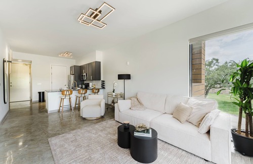 Fort Lauderdale Apartment | 2 Bedroom Condo in Griffin's Apartment