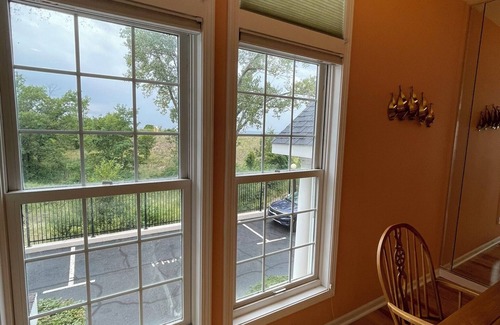 Michigan City Condo | 2-bedroom condo with WiFi, indoor pool, hot tub in delightful Michigan City