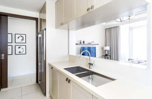 Jumeira 3 Apartment | 2-bedroom corporate apartment in brilliant Dubai with AC, WiFi