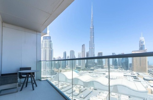 Jumeira 3 Apartment | 2-bedroom corporate apartment in brilliant Dubai with AC, WiFi