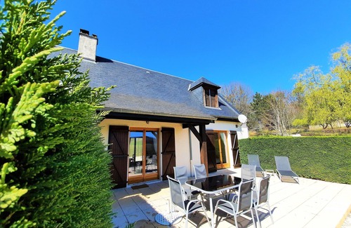 Carlux Cottage | 2 Bedroom Cottage in Carlux