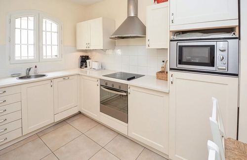 Aigues-Mortes House | 2 bedroom cozy home in Aigues-Mortes