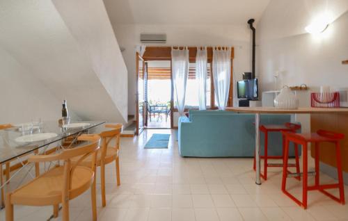 Is Molas House | 2 Bedroom Cozy Home In Is Molas