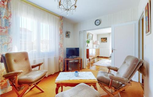 Royan House | 2 Bedroom Cozy Home In Royan