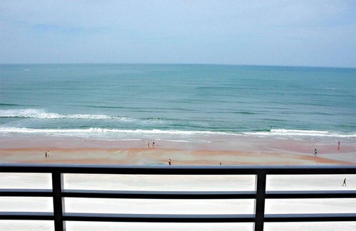 Daytona Beach Condo | 2 Bedroom Deluxe Condo, Sleeps 8, w/Kitchen, Daytona Beach, Ocean Walk Resort!