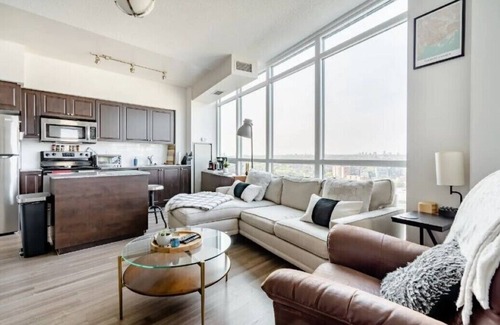 Fort York Condo | 2-Bedroom Downtown Toronto Home Available (Free Parking): Custom Rental Terms