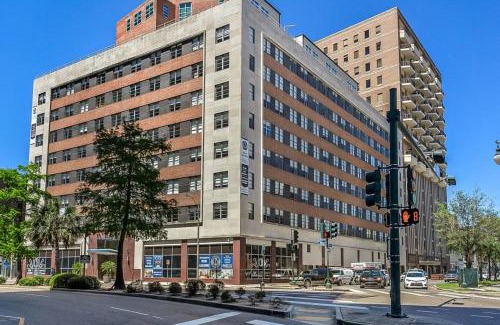 Central Business District Apartment | 2 Bedroom Elegant condos in Downtown New Orleans