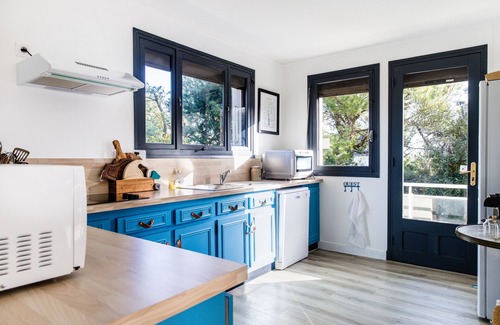 Barneville-Carteret House | 2-bedroom family home with garden near beach and shops