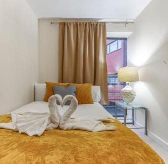 Bordesley Apartment | 2 Bedroom flat in West Midlands Suitable for long term bookings