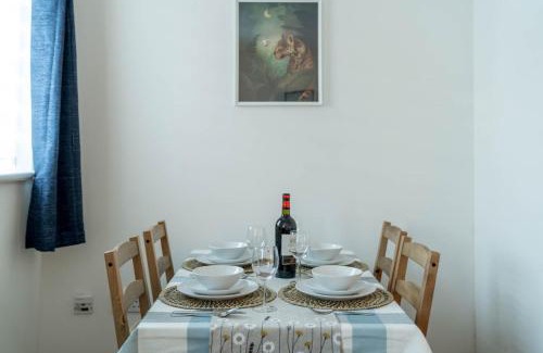 Custom House Apartment | 2 bedroom flat near London ExCel