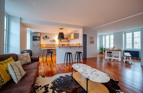Cherbourg-en-Cotentin Apartment | 2-bedroom duplex apartment in the heart of the city