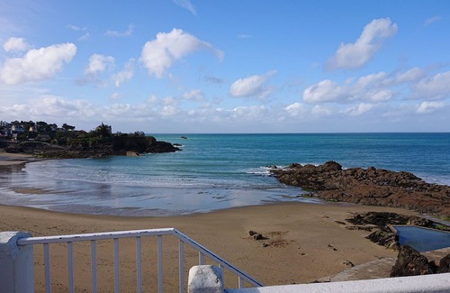 Saint-Quay-Portrieux House | 2 bedroom house, 500m from the beach and shops.